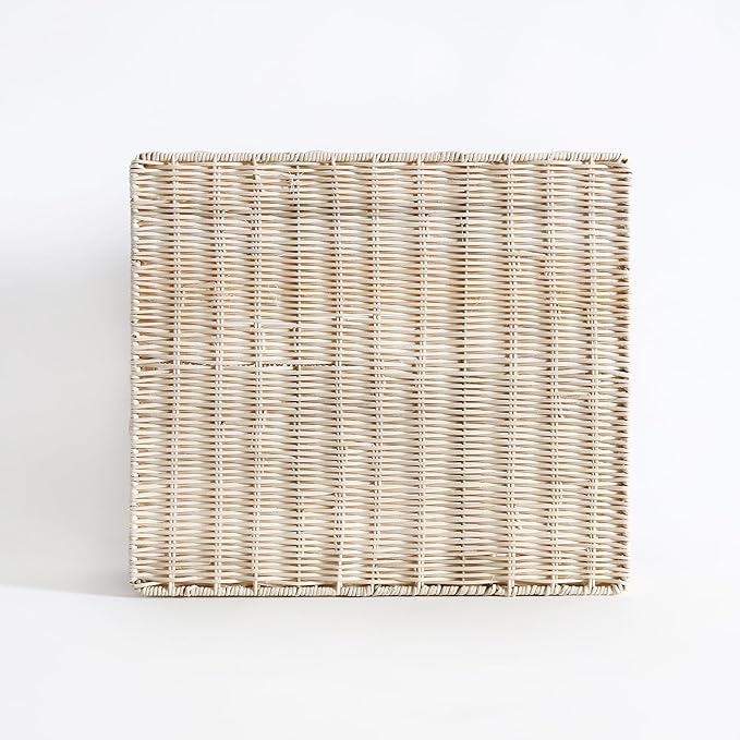 Rattan Divided Scalloped Basket,Wicker Diaper Caddy Scalloped Baske,Woven Natural Basket with 4 Dividers,Suitable for Baby Rooms, Bathrooms, Bedrooms (Rattan)