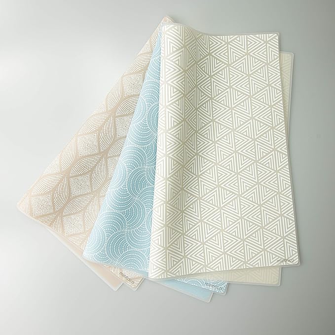 Mintrico placemat for Dining Table Set of 2 Silicone Heat Resistant Non Slip (2, White Triangle) …