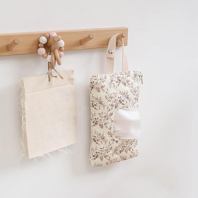 Quilted Baby Diaper and Wipes Pouch Portable Mommy Bag for Stroller Reusable Wipes Pouch with Lanyard for Casual Travel (Beige+Beige)