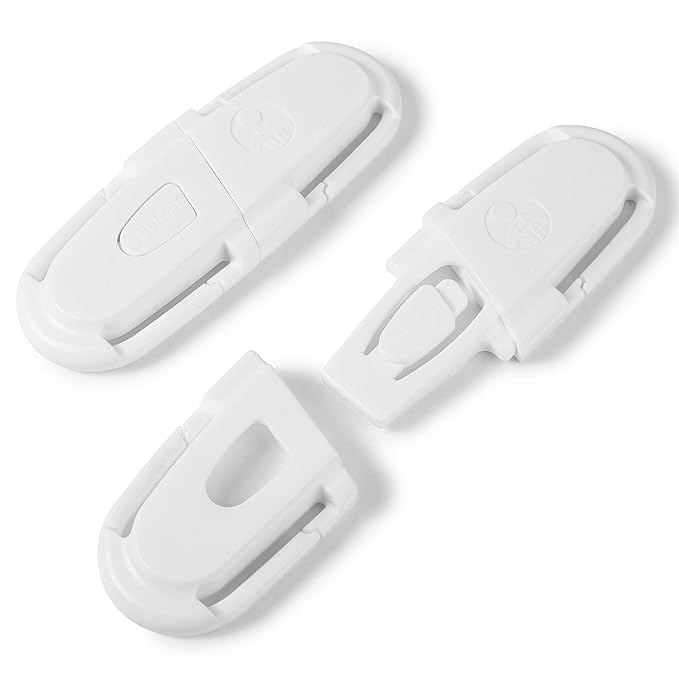 Universal Car Seat Chest Clip, Adjustable Harness Positioning Clip for Stroller and Booster Seat, Anti-Slip Shoulder Straps Holder Accessory for Parents (1 Pack, White)
