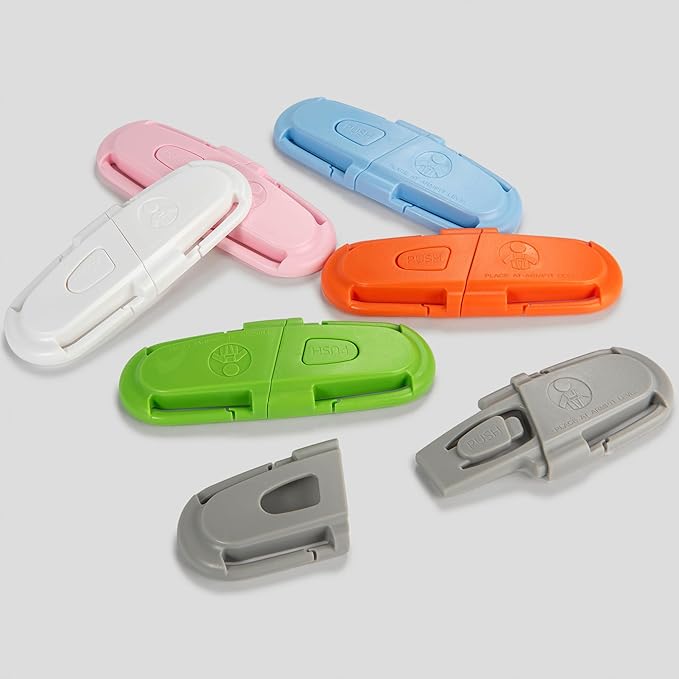 Universal Car Seat Chest Clip, Adjustable Harness Positioning Clip for Stroller and Booster Seat, Anti-Slip Shoulder Straps Holder Accessory for Parents (1 Pack, Blue)