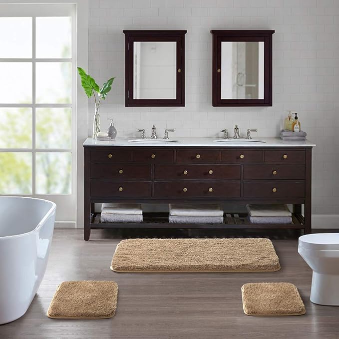 Suchtale Non Slip Bath Mat (20 x 32, Sand) Water Absorbent Soft Microfiber Shaggy Bathroom Rug Machine Washable Thick Plush Shower Mat