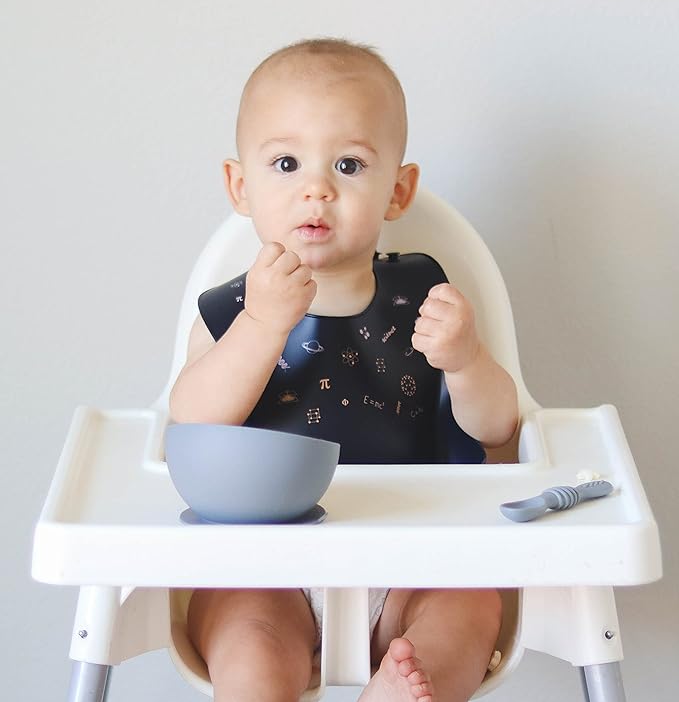 otterlove Silicone Bib – 100% Pure Platinum LFGB Baby Bibs with No Fillers – Wide Food Catching Pocket – Easy Clean – Mess Proof – Dishwasher Safe – BPA and Phthalate Free
