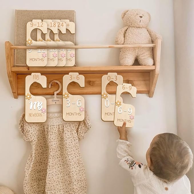 eoscasely Baby Closet Divider - 3D Double-Sided Wooden Baby Wardrobe Baby Closet Organizer,Daisy design Nursery Decor Clothes Hanger Dividers for Sorting 8 Sizes from Newborn to 24+ Months