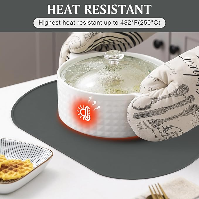 Silicone Placemat Set of 2, Heat Resistant Placemats for Dinning Table, Reusable Portable Kids Baby Placemats, Waterproof Stain-Proof Toddler Food Mats, Easy to Clean Silicone Mat Oval Placemat