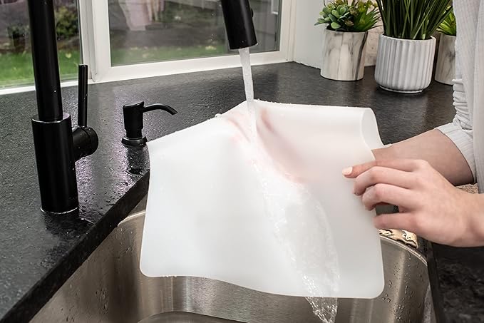 GASARÉ, Placemats Set of 4, Silicone Placemats, Table Mats, Non-Slip, Easy to Clean, Heat Resistant, Flexible, 20% Thicker, 16 x 12 inches x 1.1mm, White