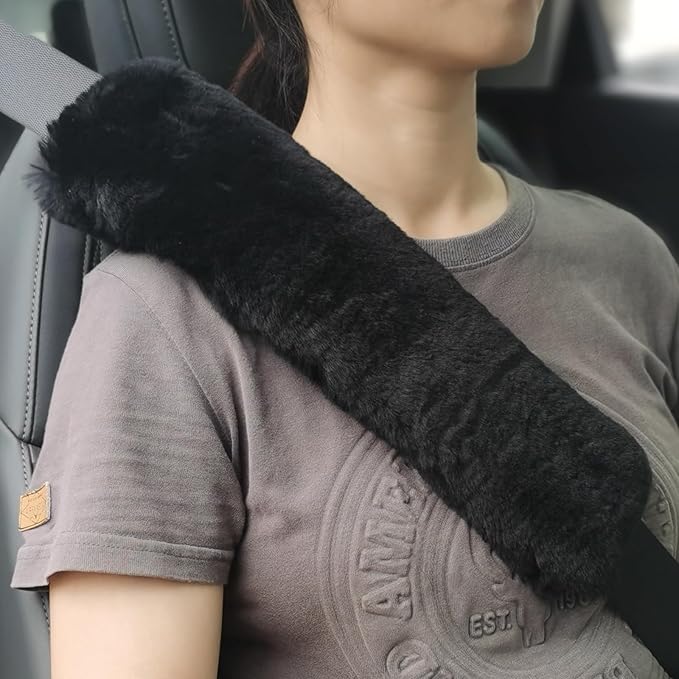 Soft Genuine Sheepskin Wool Auto Seat Belt Cover Seatbelt Shoulder Pad for a More Comfortable Driving, Compatible with All Cars(Black)