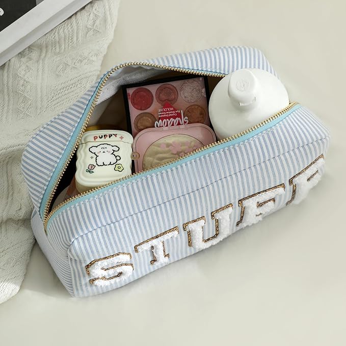 uekeboag Seersucker Chenille Letter Stuff Meds RX Makeup Bag, Travel Washable Purse Organizer with Zipper, Lightweight Toiletry Cute Personalized Preppy Cosmetic Bag For Women and Girls(01Blue Stuff)