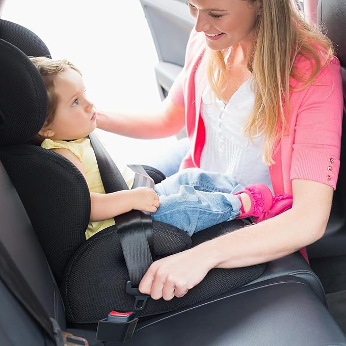2 Pack Silicone Seat Belt Buckle Holder, Seat Belt Buckle Booster for Kids, Durable Silicone Material, Easy Access to The Buckles of Rear Seats, Car Accessories, Suitable for Most Car Models (Black)