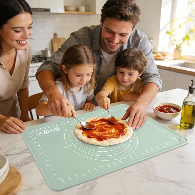 Silicone Pastry Mat, Non Slip Dough Mat with Measurements and Raised Edges, Food Grade Silicone Countertop Baking Mat for Rolling Dough, Kneading Bread, Cookies, Pizza, Pie Crust