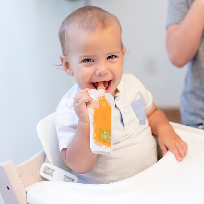 Infantino Disposable Squeeze Pouches Disposable Pouches for Portable Homemade semi-Solid Food for Babies and Toddlers,BPA and PVC Free,Freezer Safe,(Pack of 300)