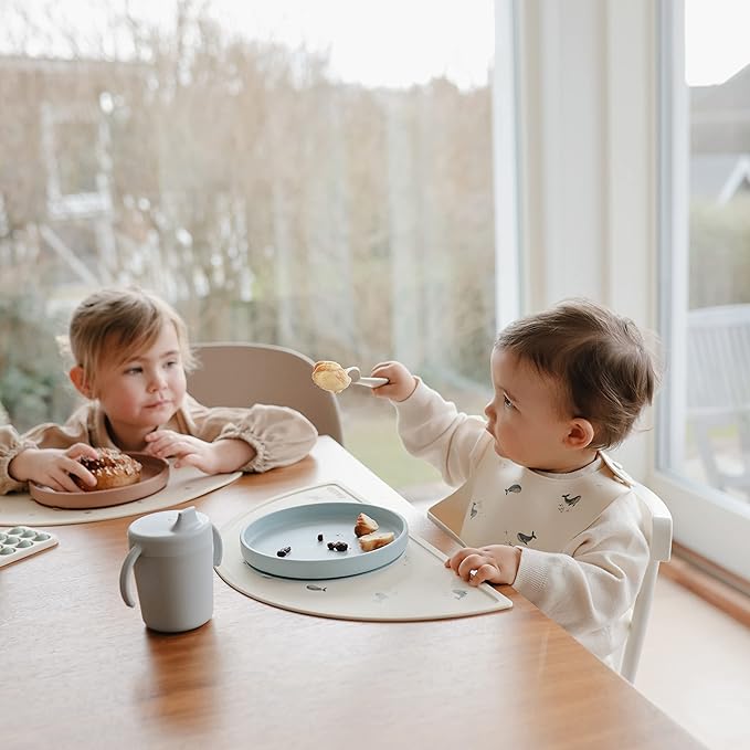 mushie Classic Silicone Suction Plate | BPA-Free Non-Slip Design (Natural)