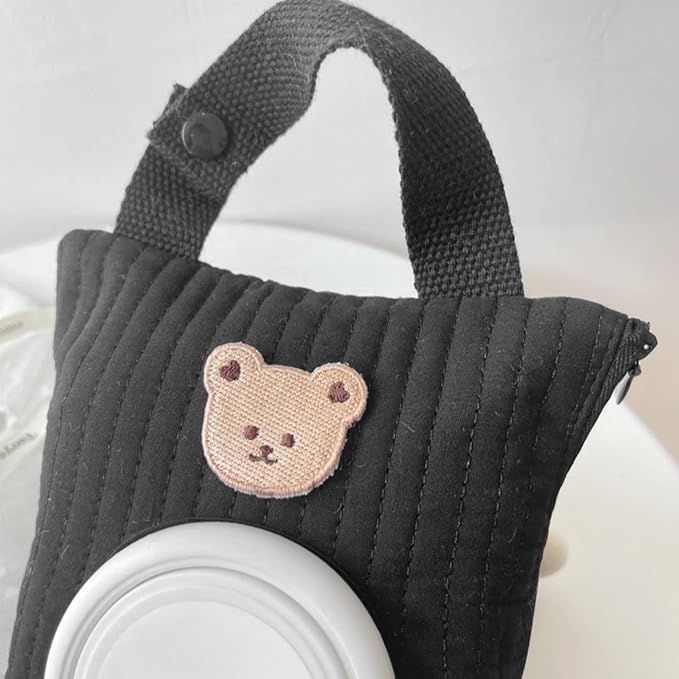 Quilted Baby Diaper and Wipes Pouch Portable Mommy Bag for Stroller Reusable Wipes Pouch with Lanyard for Casual Travel (Black Bear)