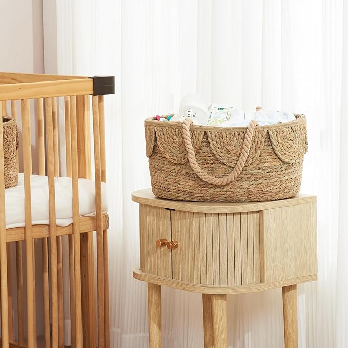 FairyHaus Diaper Caddy Organizer, Portable Natural Wicker Diaper Caddy with Rope Handles and Cotton Divider, Handwoven Seagrass Diaper Caddy Basket with Scalloped Edge for Nursery Picnic