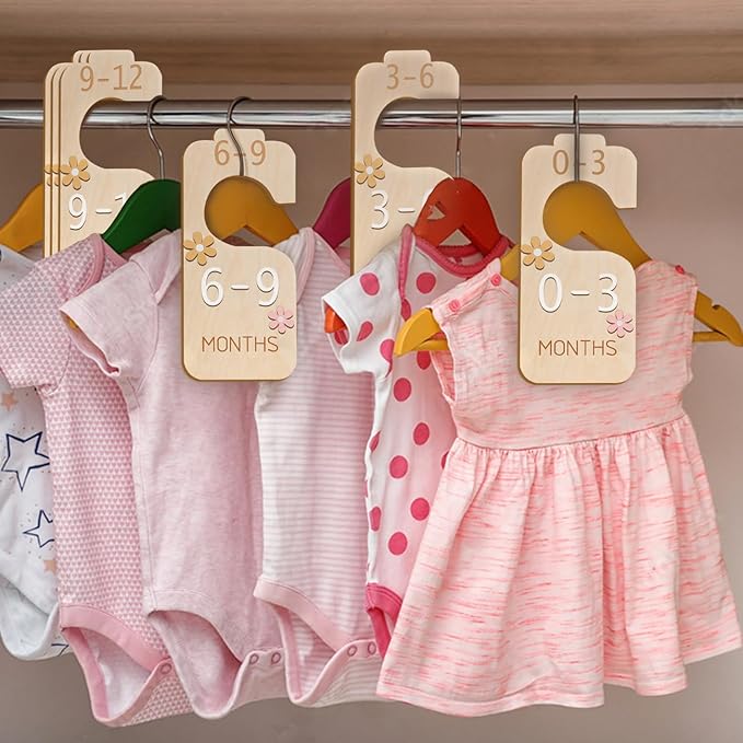 eoscasely Baby Closet Divider - 3D Double-Sided Wooden Baby Wardrobe Baby Closet Organizer,Daisy design Nursery Decor Clothes Hanger Dividers for Sorting 8 Sizes from Newborn to 24+ Months