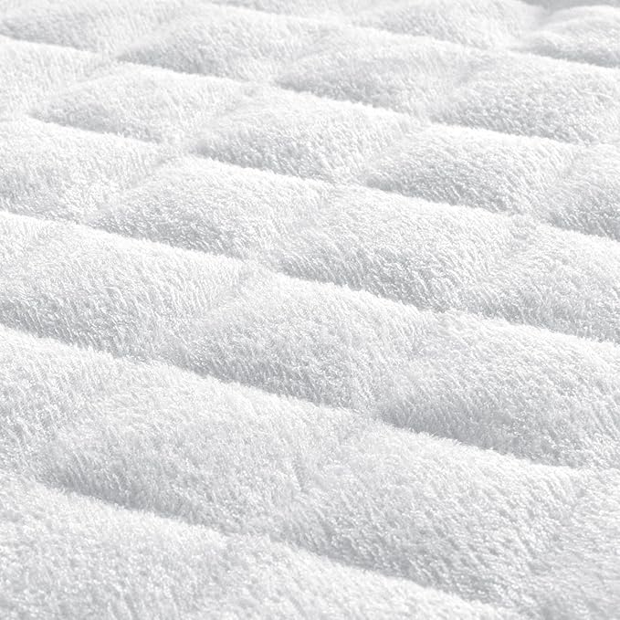 Diaper Changing Pad Liner Non-Slip, Waterproof Terry Mat, Quilted Absorbent Bassinet Liners Washable, 3 Pack 13"x 26" Reusable Portable Changing Table Pad Rectangle White