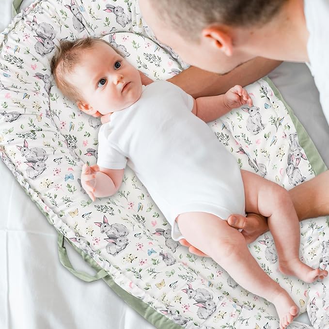 Jundetye Baby Lounger Cover for Boys Girls, Reversible Baby Nest Cover, Adjustable Baby Lounger Replaceable Cover for Infant Newborn, Portable and Machine Washable, Cotton Green Rabbit Cover
