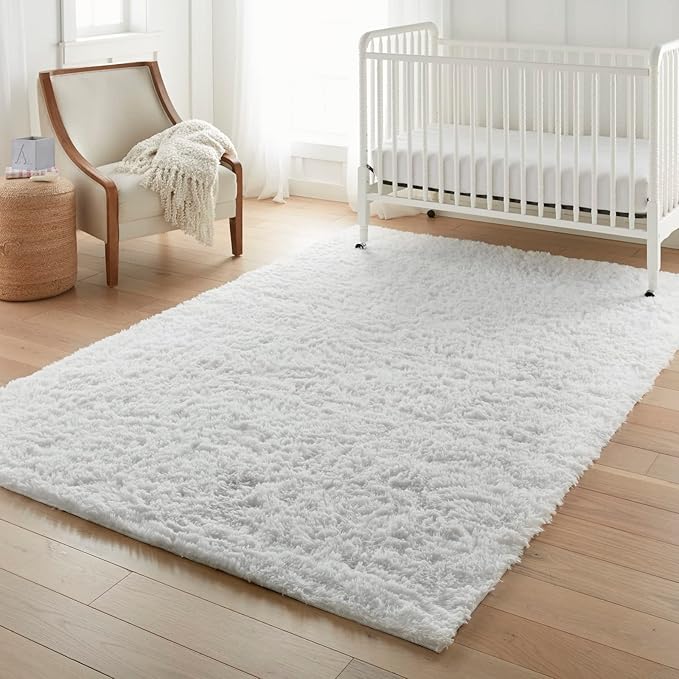 Ophanie 6x9ft White Rug