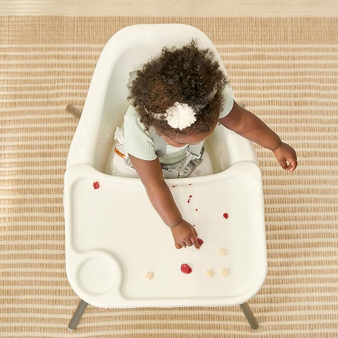 Regalo Baby Basics® High Chair for Babies and Toddlers, Baby High Chair with Removable Oversized Tray & Cup Holder, 5-Point Harness, Easy to Clean Toddler High Chair, White