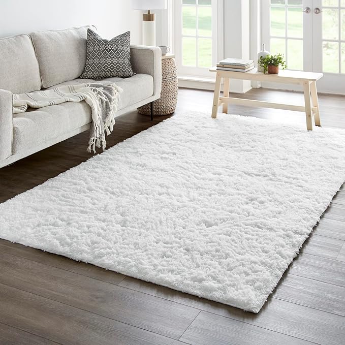 Ophanie 6x9ft White Rug