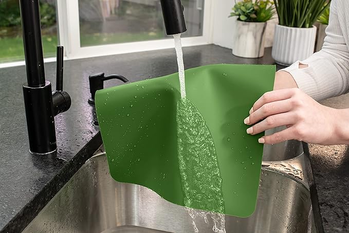 GASARÉ, Placemats Set of 4, Silicone Placemats, Table Mats, Non-Slip, Easy to Clean, Heat Resistant, Flexible, 20% Thicker, 16 x 12 inches x 1.1mm, Green