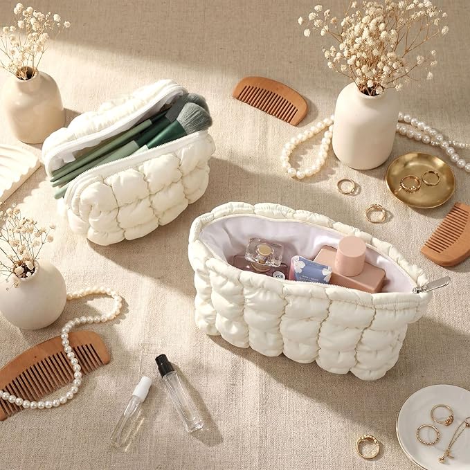 2 Pcs Puffy Makeup Bag Quilted Cosmetic Pouch for Women Cute Checkered Travel Toiletry Bag Puffer Makeup Organizer Purse Pouch Preppy Pencil Case with Zipper(White)