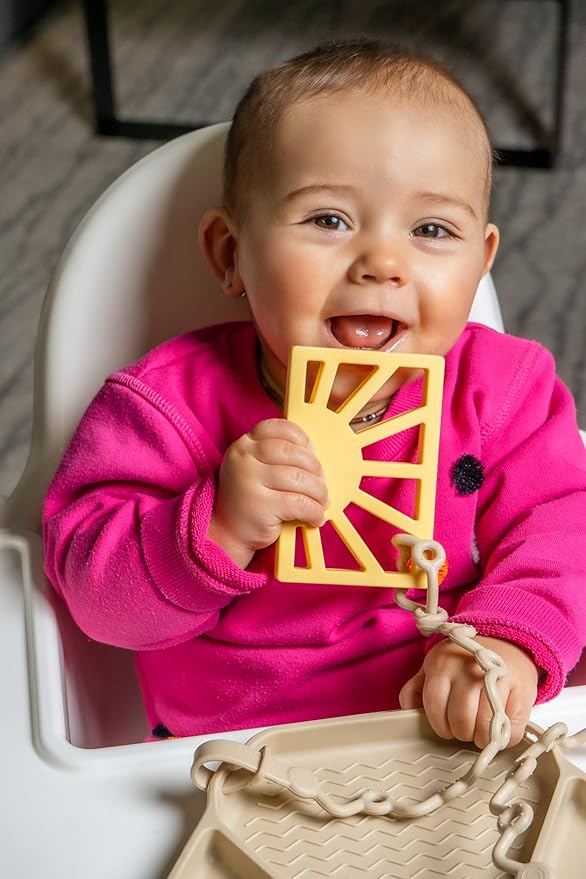 Smack Fun - The Original All-in-one Suction Plates + Safety Toy Straps - Silicone Suction Plates for Toddlers + Baby - First Foods + Self-Feeding. Comes with 2 Straps (Shifting Sand)