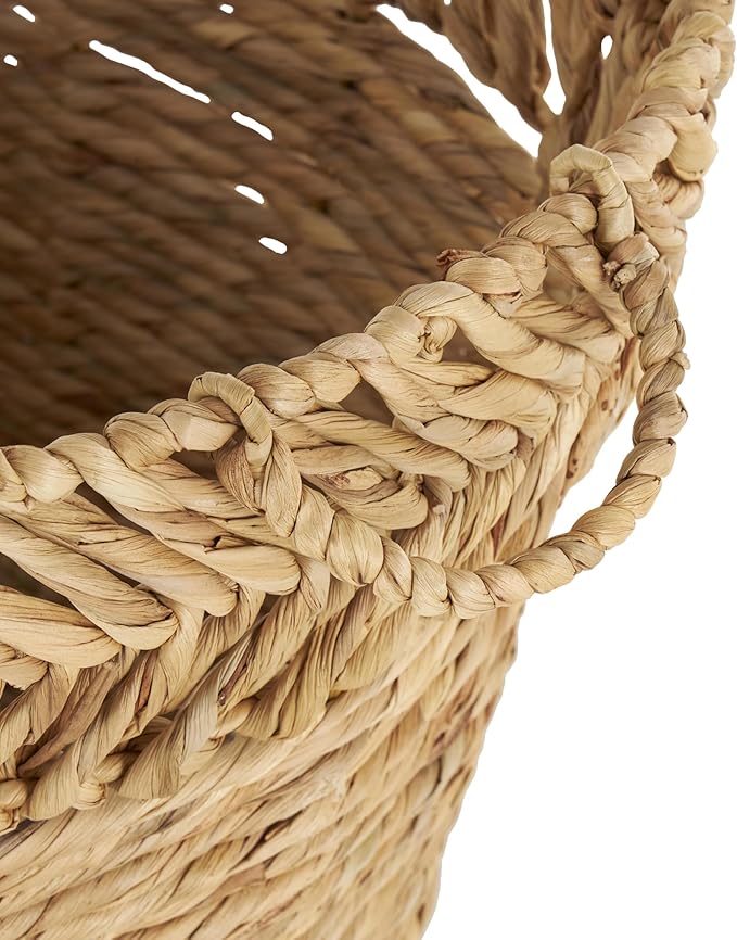 Deco 79 Seagrass Handmade Decorative and Functional Storage Basket Large Woven Oval Basket Organizer with Zig Zag Patterned Rim, Basket for Storage 30" x 20" x 17", Brown