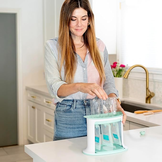 Infantino Squeeze Station for Homemade Baby Food,Pouch Filling Station for Puree Food-for Babies and Toddlers,Dishwasher Safe and BPA-Free,(Pack of 6)
