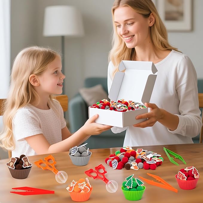 EZdhuawuse Woodland Animals Sensory Bin Fillers - Valentine's Day Gift 266Pcs Sping Animals Fine Motor Toys Sorting Stacking Toys for Kids, Felt Fox Bear Pom Poms Cup Clip for Preschool Education