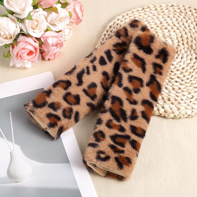 2pcs Cheetah Print Seat Belt Cover Pads, Cute Plush Car Seat Straps Shoulder Cushions Fluffy Soft Leopard Print Seatbelt Protectors Car Accessories for All Cars & Backpack Comfortable Use