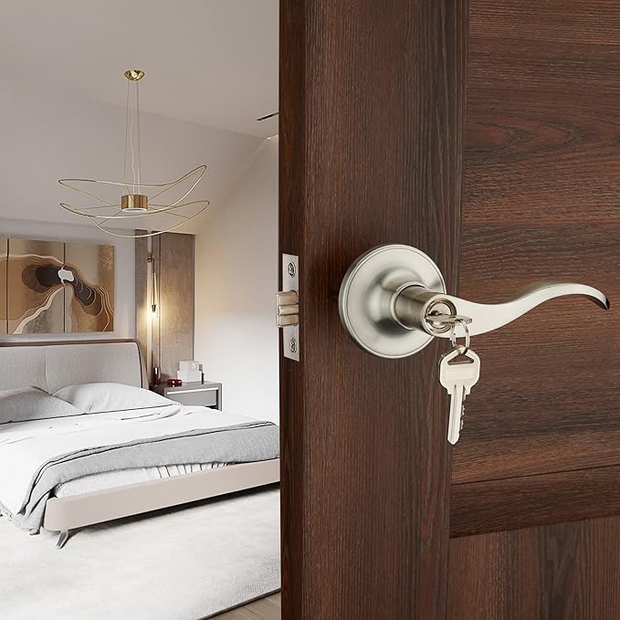 1 Pack of HENYIN Wave Lever Keyed Entry Door Lock/Door Knob Hardware Handle and Closet Lockset, Silver Color, with Key,Right Hand(805SN-R)