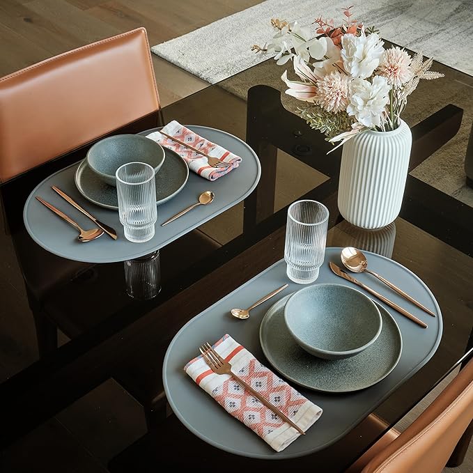 LINE+ARC Waterproof, Stain-Resistant, Heat-Safe Silicone Degrē Placemats (20.5x13, Set of 2 Rose) 3mm-High Rim Adults Babies Easy-to-Clean Washable Oval Modern Non-Slip Dining Table Mats