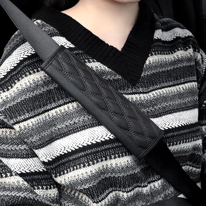 2PCS Car Seat Belt Cover Pads,Leather Seatbelt Covers Protect Shoulder and Neck Car Accessories Interior,Universal Car Seat Strap Pads Car Decorations for Most Cars Trucks (Black)