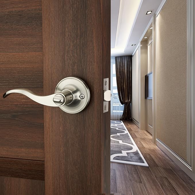 1 Pack of HENYIN Wave Lever Keyed Entry Door Lock/Door Knob Hardware Handle and Closet Lockset, Silver Color, with Key,Right Hand(805SN-R)