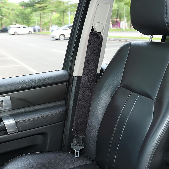 Amooca Soft Faux Fur Universal Fit Seatbelt Cover Car Truck SUV Airplane Seat Belt Shoulder Pad for Carmera Backpack Straps Neck Cushion Protector Extra Long 19.7in Black