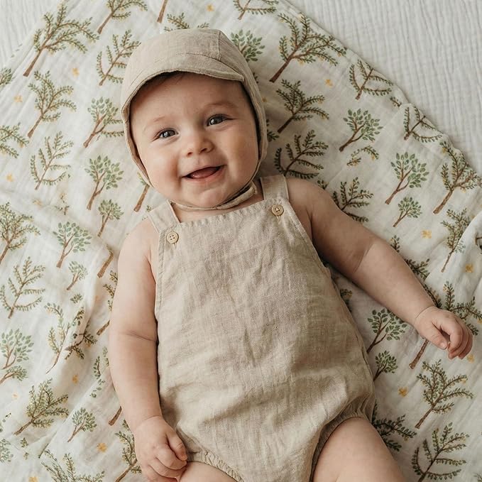 Muslin Swaddle Blankets for Newborn, 4 Pack Cotton Baby Blankets Neutral, Large 31.5 x 43.3 Breathable Soft Receiving Blanket, Essentials Swaddle Wrap Burping Clothes, Green Jungle Animal